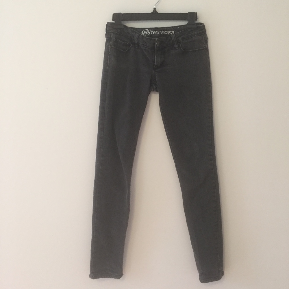 Bullhead low rise black skinny jeans